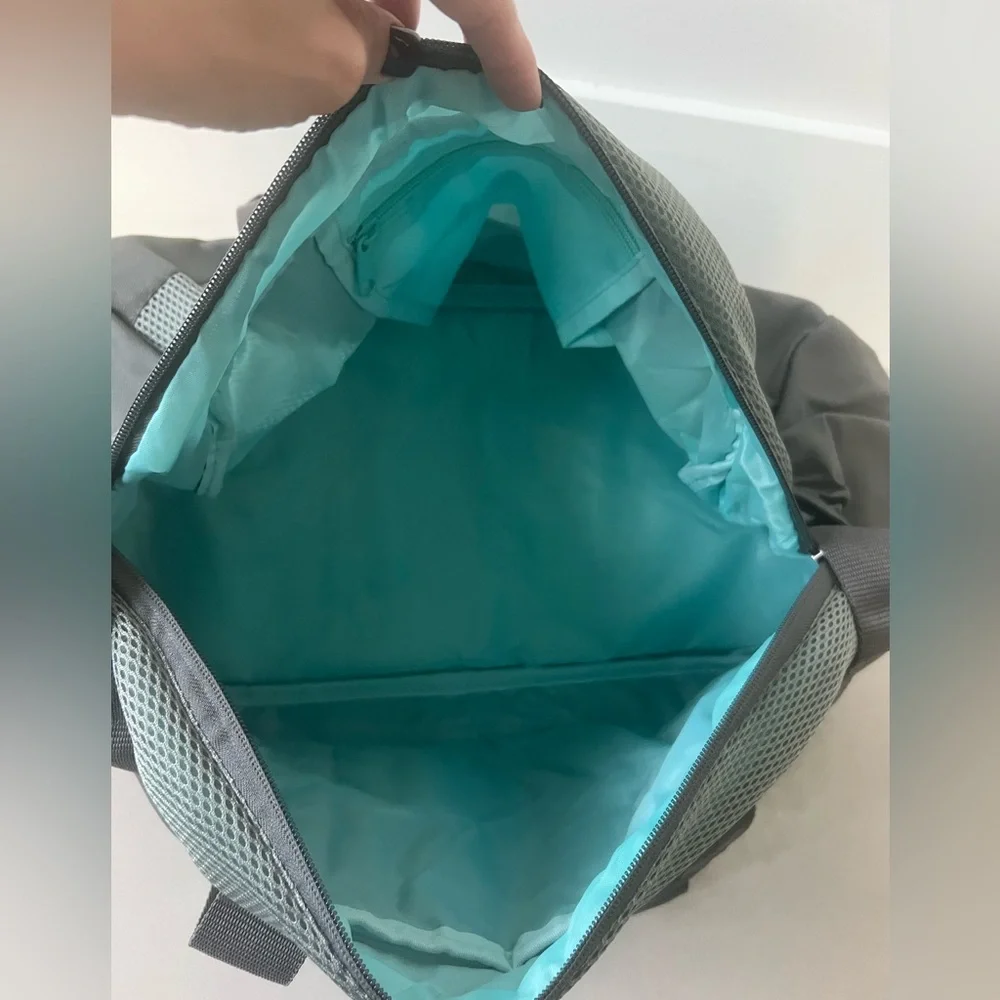 Puma Revive Duffel bag 18” sports trips vacation suitcase luggage handbag gym - Picture 5 of 6